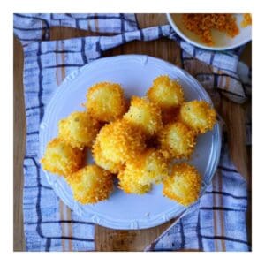 Oven Baked Breaded Macaroni And Cheese Bites